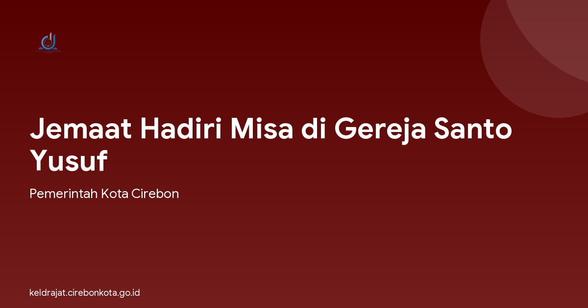 Jemaat Hadiri Misa di Gereja Santo Yusuf